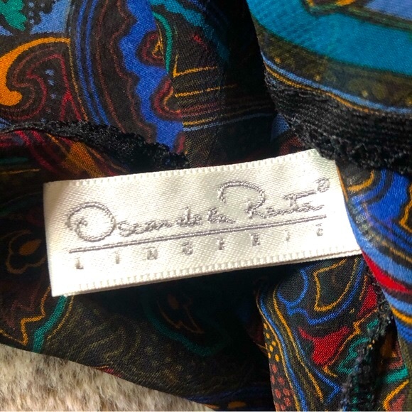 Oscar de la Renta Teddy/Lingerie Set - Picture 10 of 16